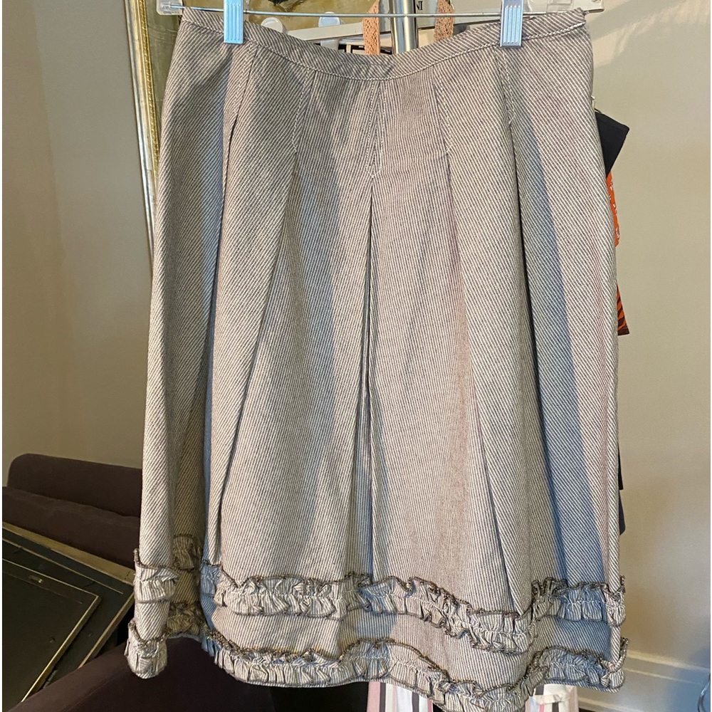 Max Mara weekend midi skirt with exceptional detail